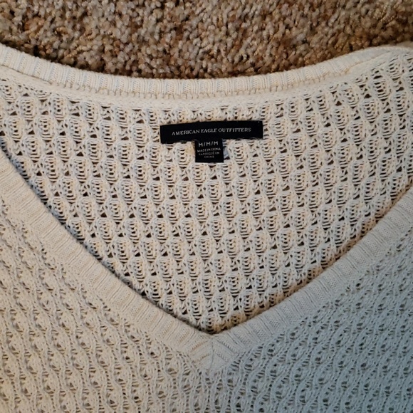 American eagle sweater - Picture 2 of 2
